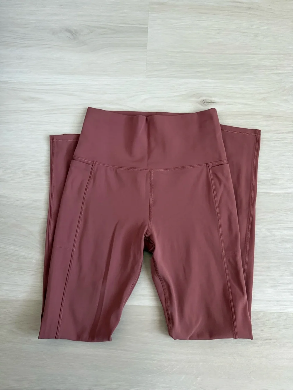 Vuori High-Rise Leggings - Dusty Rose